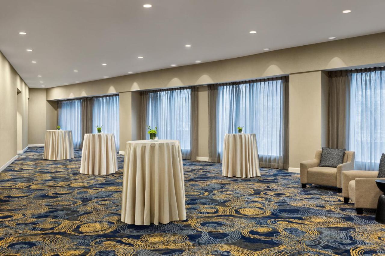 Crowne Plaza Cleveland At Playhouse Square By Ihg Hotel Екстериор снимка