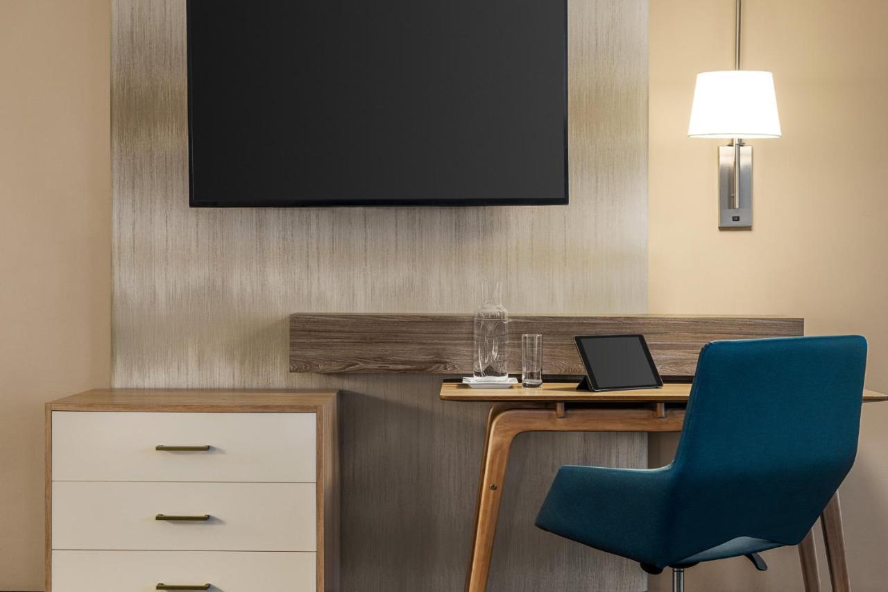 Crowne Plaza Cleveland At Playhouse Square By Ihg Hotel Екстериор снимка